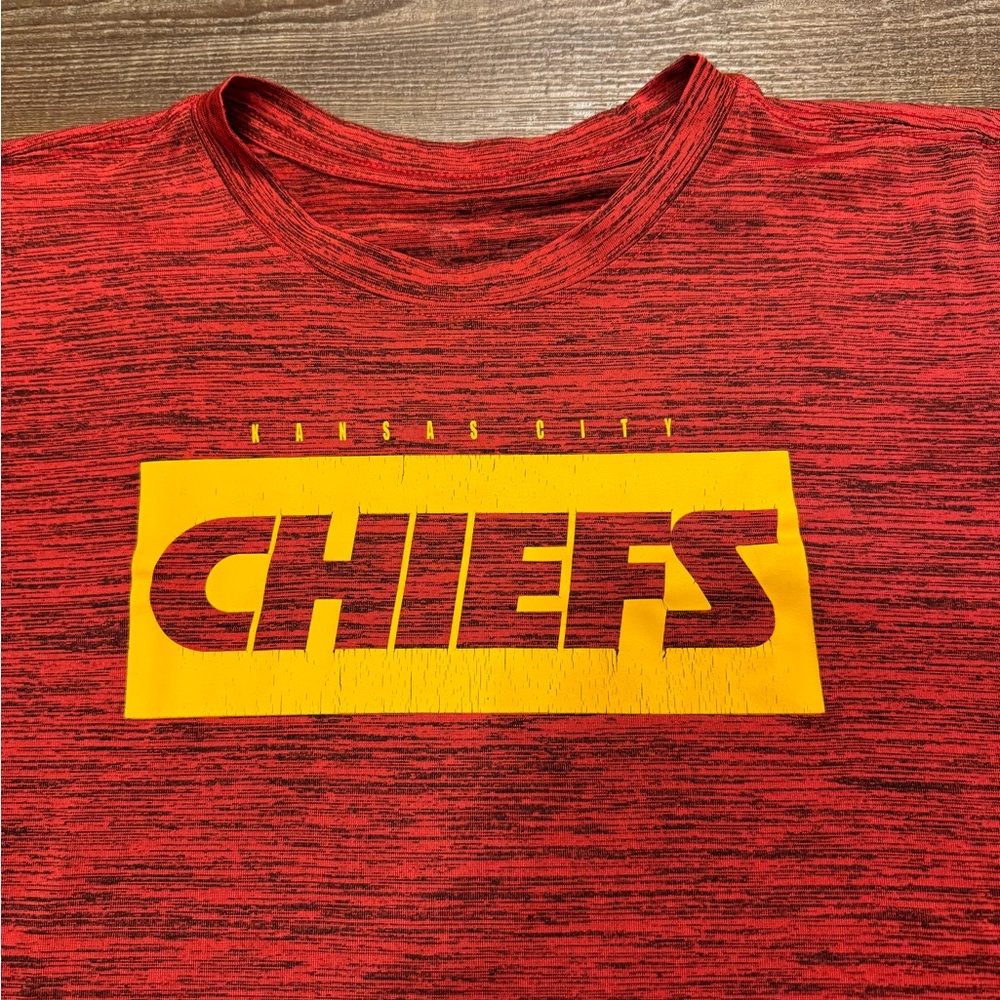 Men’s Nike Kansas City Chiefs Short Sleeve Shirt - Picture 2 of 5